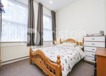 Thumbnail 1 bed flat to rent in Holloway Road, London