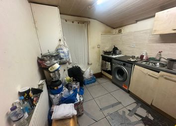 Thumbnail 1 bed flat to rent in Katherine Road, London