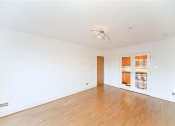 2 Bedrooms Flat to rent in Carna Court, Richmond TW9