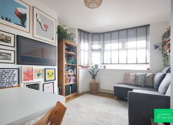 Thumbnail 2 bed flat for sale in Avondale Avenue, Barnet