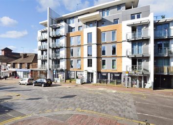2 Bedrooms Flat for sale in Whytecliffe Road South, Purley, Surrey CR8