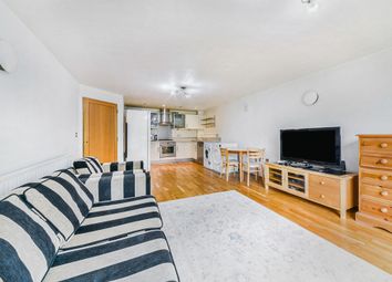 Thumbnail 2 bedroom flat for sale in Pampisford Road, South Croydon