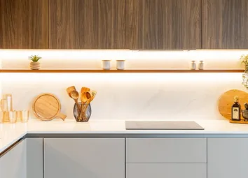 Bow Green, Show Apartment, Spacious Kitchen With A Light Design