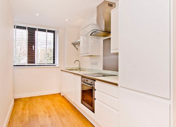 Thumbnail 1 bed flat for sale in Modern 1 Bedroom Flat With Parking, Angel Lane, Tonbridge