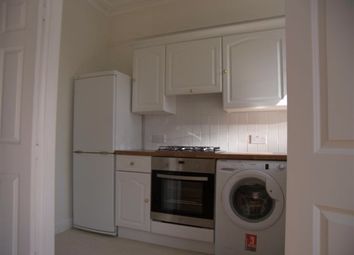 1 Bedrooms Flat to rent in Burstock Road, Putney SW15