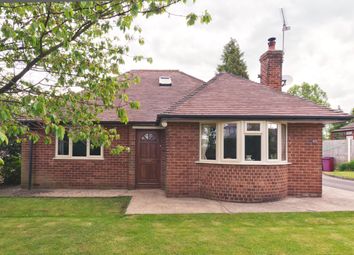 2 Bedrooms Detached bungalow for sale in Nethermoor Road, New Tupton, Chesterfield S42