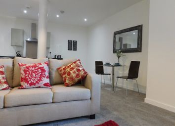 Thumbnail Flat to rent in 2 Manor Row, City Centre, Bradford