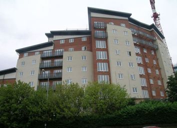 Thumbnail Flat to rent in Aspects Court, Slough