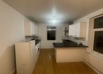 Thumbnail 2 bed flat to rent in Parchmore Road, Thornton Heath