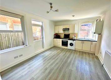 Thumbnail Maisonette to rent in Totterdown Street, Tooting Broadway, London