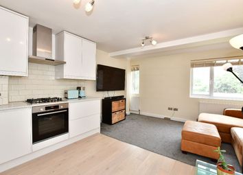 Thumbnail Flat to rent in Chingford Avenue, London