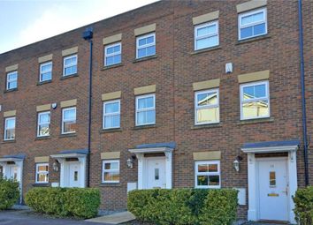 Thumbnail Town house to rent in Gardenia Road, Bromley