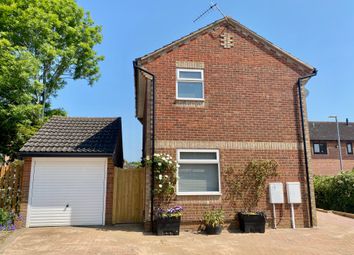 Thumbnail 3 bed detached house to rent in Sycamore Avenue, Woodford Halse, Northamptonshire.