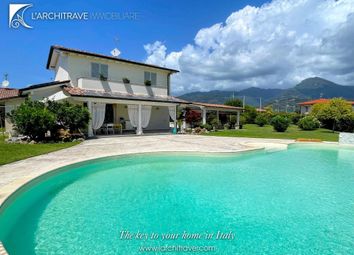 Thumbnail 4 bed villa for sale in Tuscany, Lucca, Camaiore