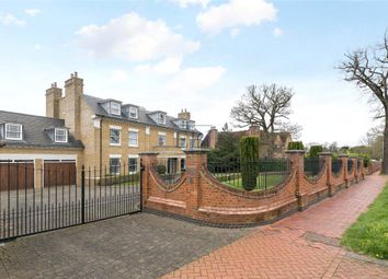 Thumbnail Detached house for sale in Broad Walk, London