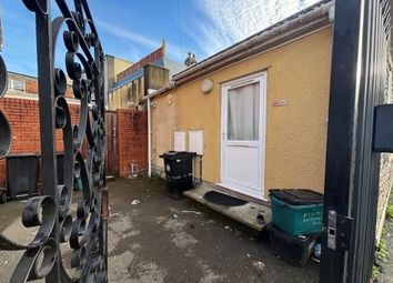 Thumbnail 1 bed flat to rent in Guinea Lane, Bristol