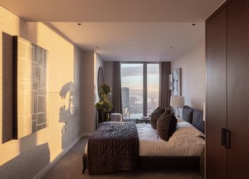 Thumbnail 2 bedroom flat for sale in Marsh Wall, London
