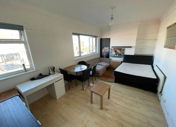 Thumbnail Room to rent in Ruislip Road, Greenford