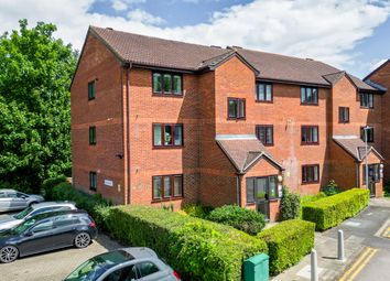 Thumbnail 1 bed flat to rent in Old Mill Gardens, Berkhamsted