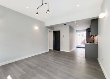 Thumbnail 2 bed flat to rent in Earlham Street, Covent Garden