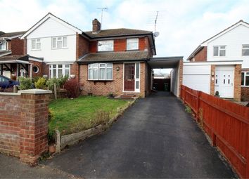 3 Bedrooms Semi-detached house for sale in Skilton Road, Tilehurst, Reading, Berkshire RG31