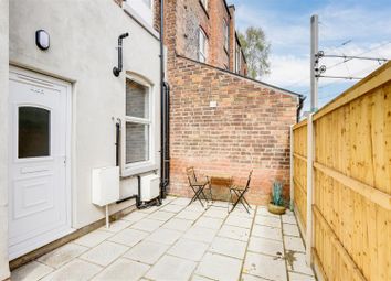 Thumbnail Town house to rent in Lincoln Street, Old Basford, Nottingham