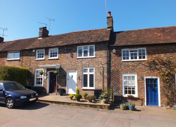 Thumbnail Detached house to rent in West Common, Harpenden, Hertfordshire