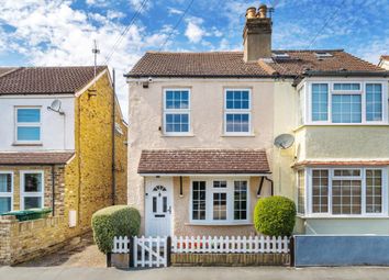 Thumbnail 2 bed cottage for sale in Shepperton, Surrey