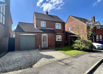 Thumbnail Detached house for sale in Hawthorn Way, Gilberdyke, Brough