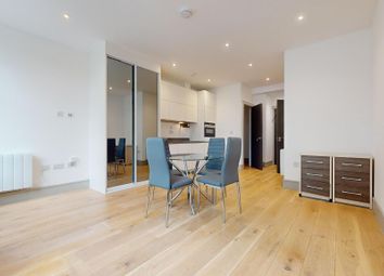 Thumbnail Studio to rent in Lawrence Road, London