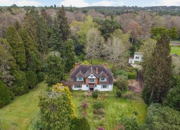 Thumbnail Detached house for sale in Hatton Hill, Windlesham