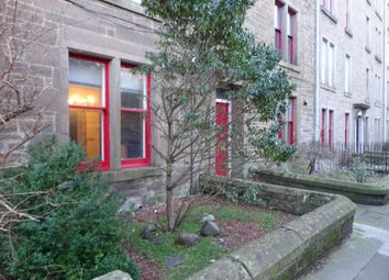 Thumbnail 1 bed flat to rent in Roseangle, West End, Dundee