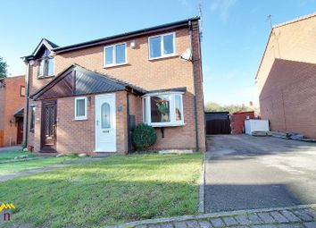 3 Bedrooms Semi-detached house for sale in St. Georges Close, Thorne, Doncaster DN8