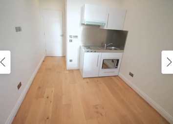 Thumbnail Flat to rent in Woodford New Road, London