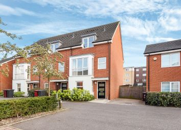 Thumbnail 3 bedroom town house for sale in Puffin Way, Reading