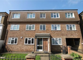 Thumbnail 2 bed flat to rent in Cambridge Road North, Chiswick