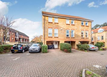 3 Bedroom End terrace house for sale