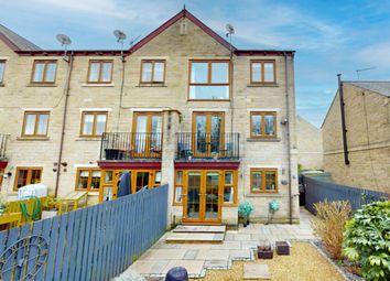 Thumbnail Town house for sale in The Beeches, Pool In Wharfedale
