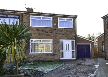 3 Bedrooms Semi-detached house for sale in Weaver Avenue, Burscough, Ormskirk L40