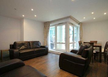 3 Bedrooms Flat to rent in Warren House, Beckford Close, London W14