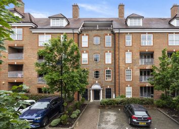 Thumbnail 2 bed flat for sale in Ashridge Close, Finchley
