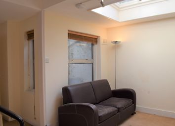 Thumbnail Flat to rent in Clanricarde Gardens, Notting Hill Gate