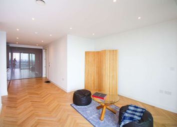 1 Bedrooms Flat to rent in 251 Southwark Bridge Road, Elephant And Castle, London SE1