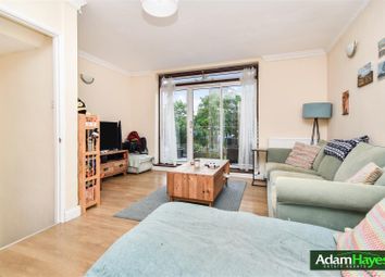 Thumbnail Flat to rent in Station Road, Finchley Central