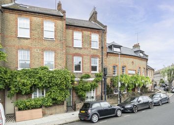 Thumbnail Semi-detached house to rent in Robertson Street, London