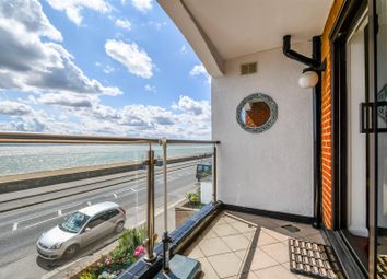 Southend on Sea - 2 bed flat for sale
