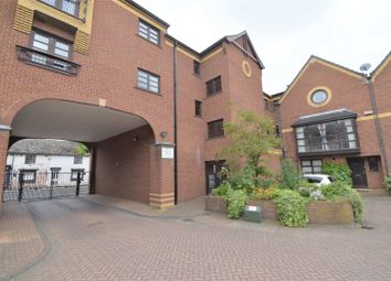 Thumbnail Flat to rent in Wellowgate Mews, Grimsby, Lincolnshire