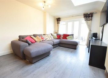 3 Bedrooms Terraced house for sale in King Street, Stanford-Le-Hope, Essex SS17