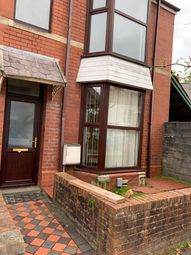 5 Bedroom End terrace house for rent