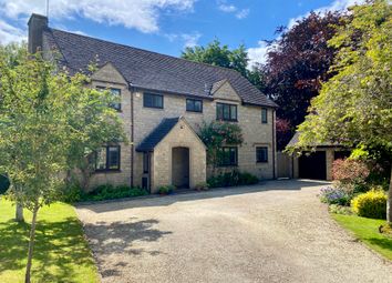 Thumbnail 4 bed detached house for sale in Orchard Close, Lechlade